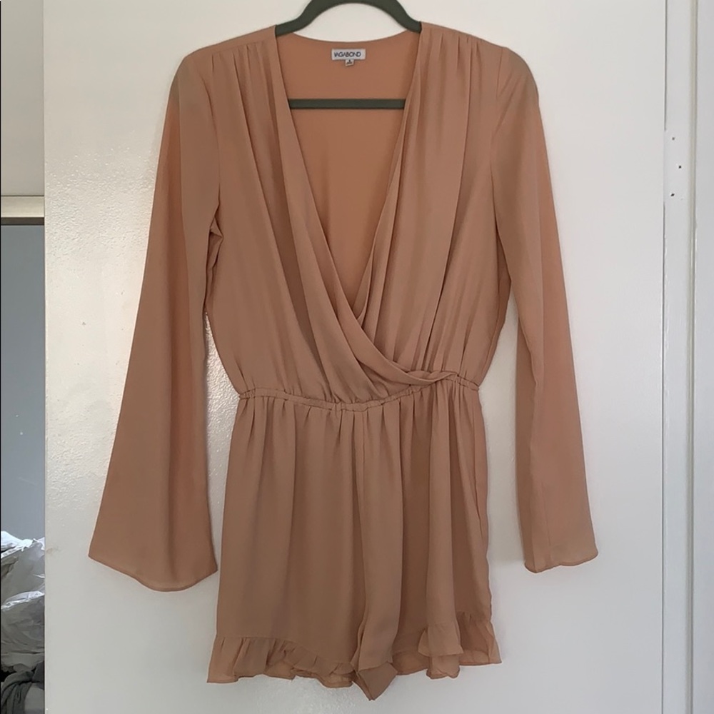 VanDeVort Rose Pink Romper sz Small